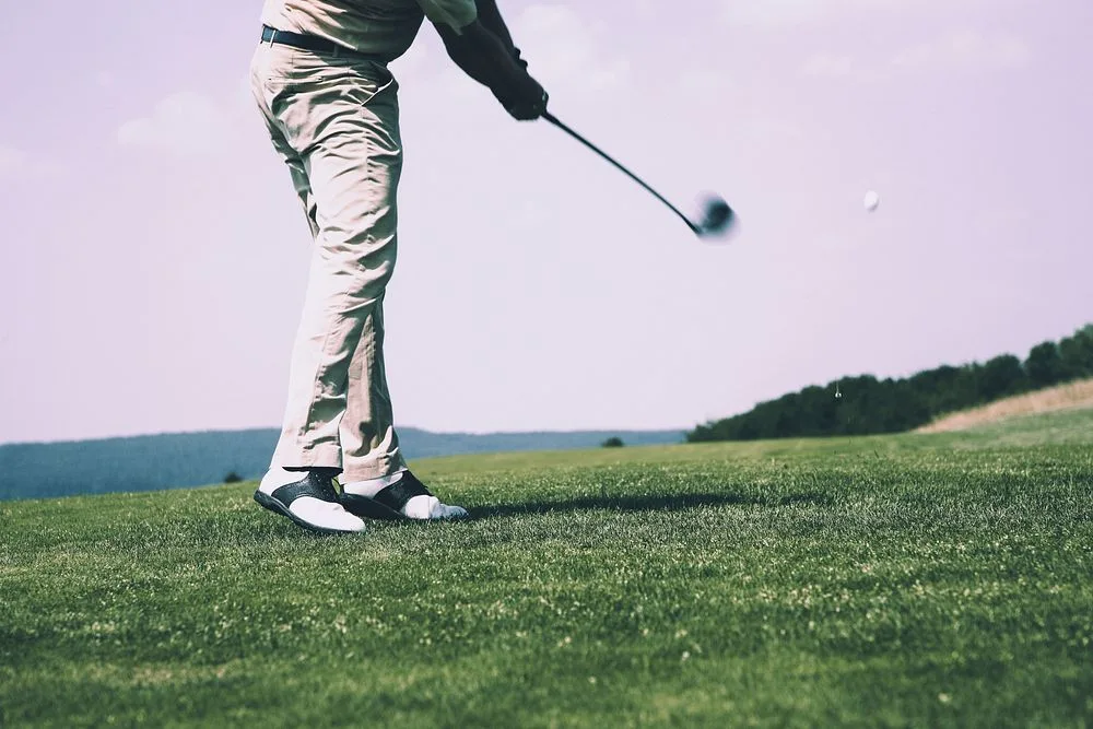 turning stone resort casino - golfing